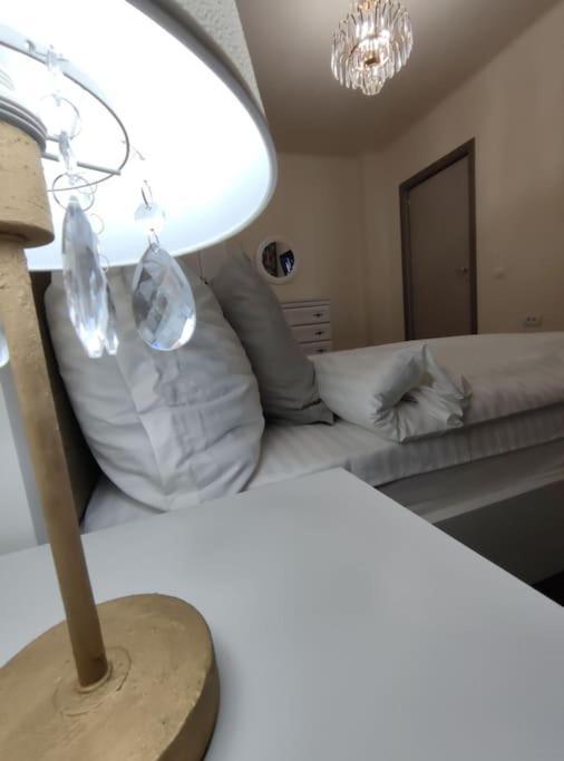 Relax Downtown Suite كونستانتا المظهر الخارجي الصورة